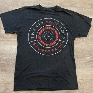 Medium charcoal gray TWENTY ONE PILOTS Blurry Face Album short sleeve T shirt EC